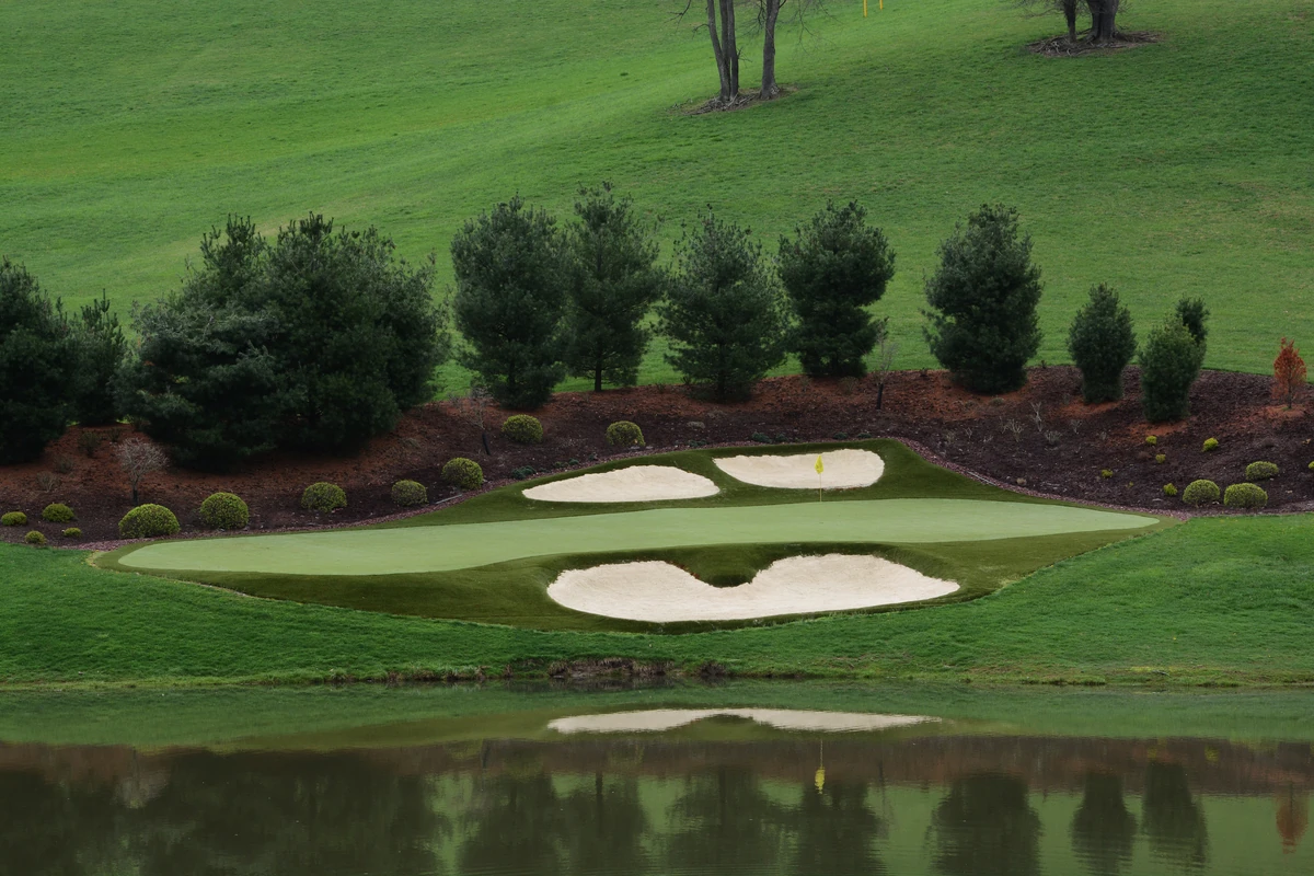 Bring the tournament excitement home with our artificial golf greens designed for any Asheville space.