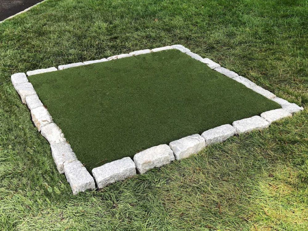 tee box.jpg