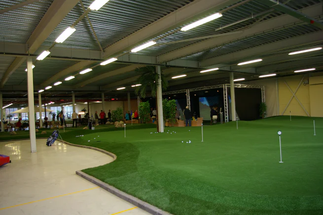 Asheville Indoor putting green in open commercial space